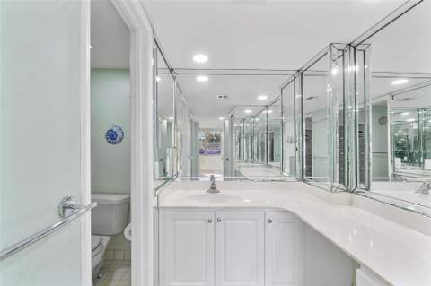4261 W Palm Aire Drive, Pompano Beach FL - photo 20 of 49