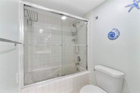 4261 W Palm Aire Drive, Pompano Beach FL - photo 22 of 49