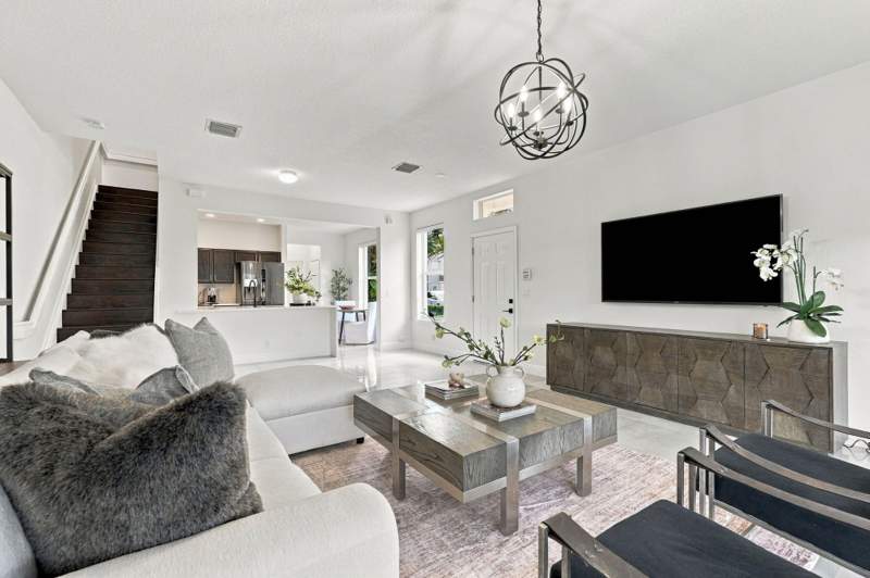 3 bedroom Townhouse at 1086 Woodfield Road, Pine Lake, Greenacres — photo 4