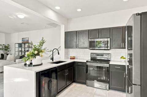 1086 Woodfield Road, Greenacres FL - photo 6 of 25