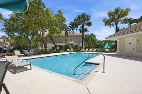 1086 Woodfield Road, Greenacres FL - photo 23 of 25