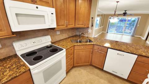1541 S Ocean Boulevard #211, Lauderdale-By-The-Sea FL - photo 11 of 25