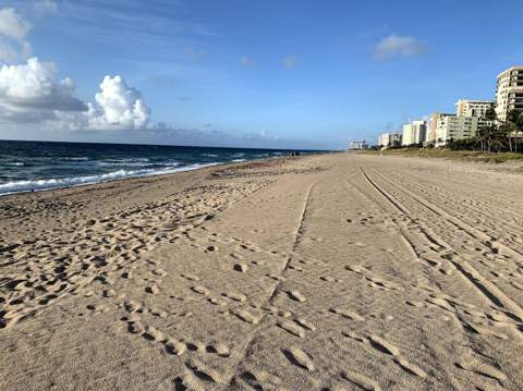 1541 S Ocean Boulevard #211, Lauderdale-By-The-Sea FL - photo 24 of 25