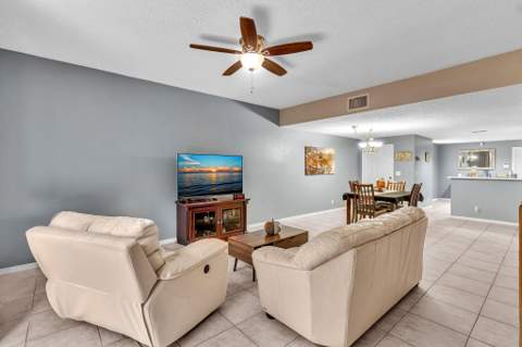 1561 Barcelona Way, Weston FL - photo 20 of 41
