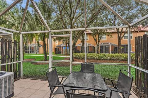 1561 Barcelona Way, Weston FL - photo 22 of 41