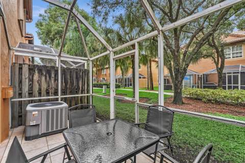 1561 Barcelona Way, Weston FL - photo 23 of 41