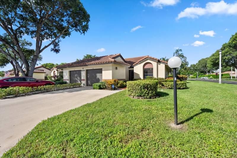 3 bedroom Villa at 10051 Andrea Lane #B, Palm Chase Lakes Condo, Boynton Beach — photo 2
