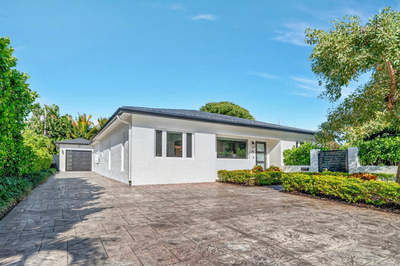4 bedroom Single Family Residence at 301 Pilgrim Road, Belair Wpb, West Palm Beach — photo 2