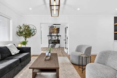 301 Pilgrim Road, West Palm Beach FL - photo 8 of 64