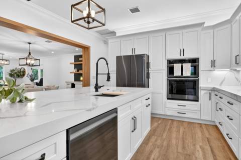 301 Pilgrim Road, West Palm Beach FL - photo 17 of 64