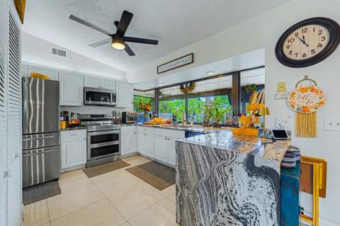 379 SE Husted Terrace, Port St. Lucie FL - photo 15 of 50