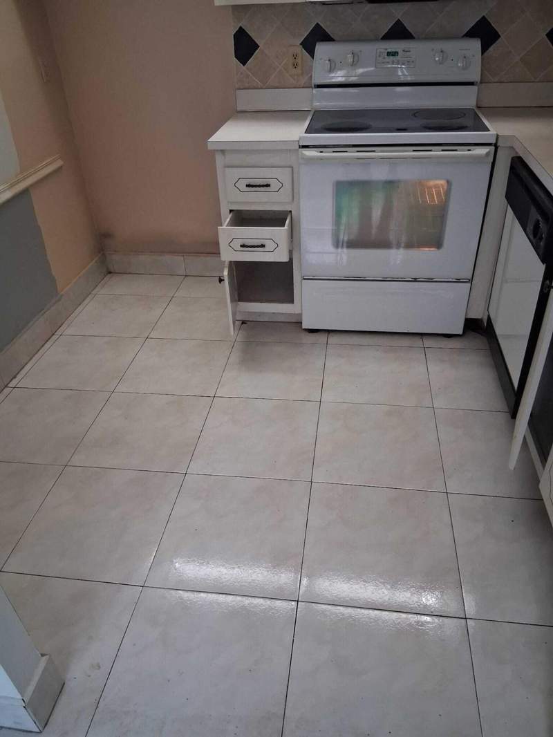 1 bedroom Condominium at 390 Flanders I Drive #I, Kings Point Flanders Condos, Delray Beach — photo 3