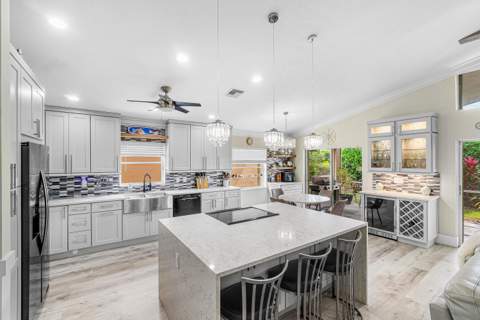 7052 Trentino Way, Boynton Beach FL - photo 11 of 59