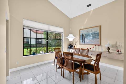 8284 Waterline Drive #105, Boynton Beach FL - photo 13 of 37