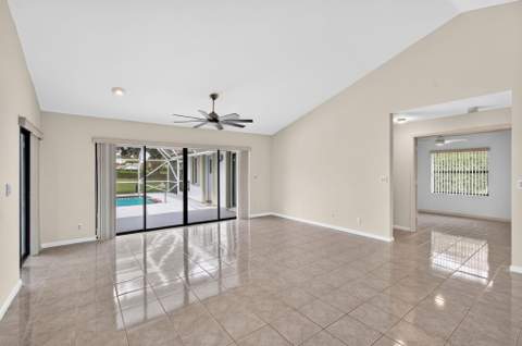 10145 Harbourtown Court, Boca Raton FL - photo 15 of 92