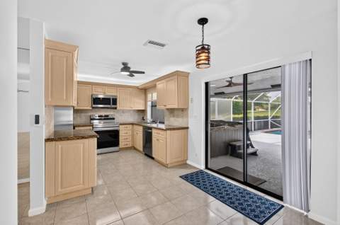 10145 Harbourtown Court, Boca Raton FL - photo 22 of 92