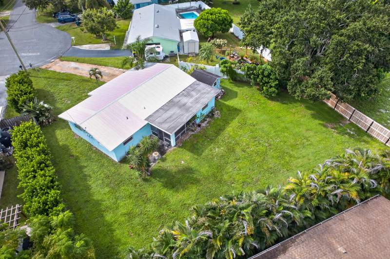 3 bedroom Single Family Residence at 1053 NW Terrace Road, Bahama Terrace, Stuart — photo 5