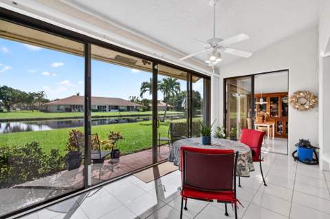 8284 Waterline Drive #105, Boynton Beach FL - photo 10 of 37