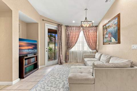 3266 Mirella Drive #3266, Riviera Beach FL - photo 9 of 35