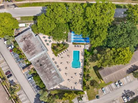 7490 NW 1st Street #104, Margate FL - photo 6 of 35