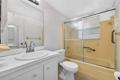 7490 NW 1st Street #104, Margate FL - photo 13 of 35