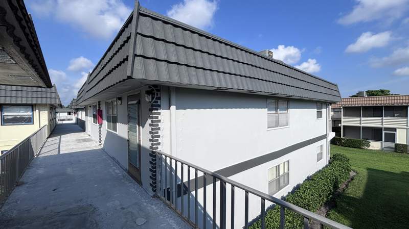 1 bedroom Condominium at 139 Saxony C, Kings Point Saxony Condos, Delray Beach — photo 3