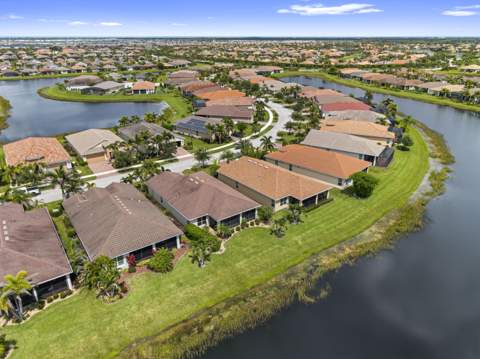 12497 SW Silverwood Avenue, Port St. Lucie FL - photo 14 of 70
