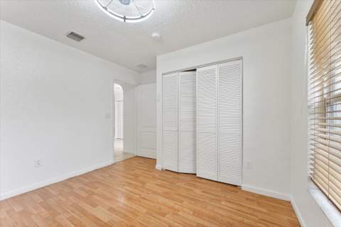 2212 NW 9th Court, Fort Lauderdale FL - photo 11 of 27