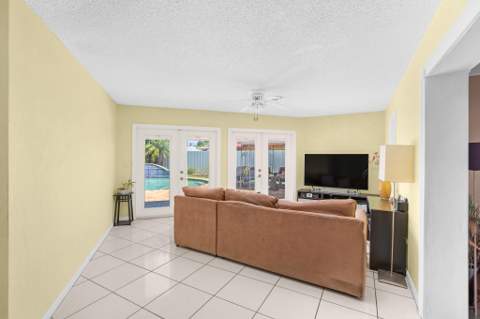 1601 NE 48th Court, Oakland Park FL - photo 23 of 45