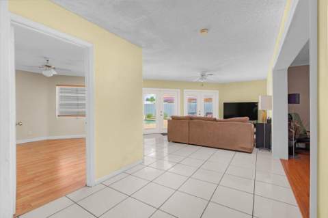 1601 NE 48th Court, Oakland Park FL - photo 24 of 45