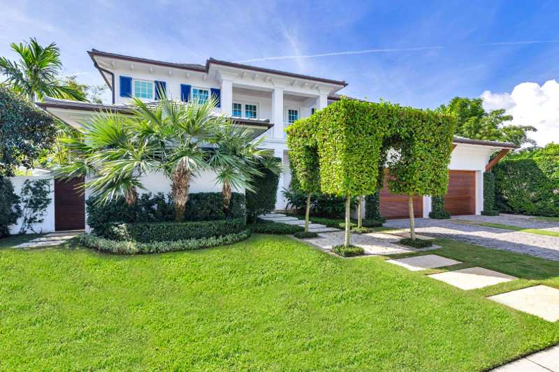 4 bedroom Single Family Residence at 222 Arlington Road, Lewis Shore Estates 2, West Palm Beach — photo 1