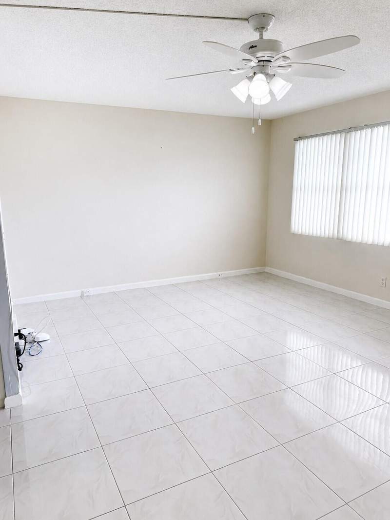 1 bedroom Condominium at 1089 Wolverton #1089, Wolverton At Century Village Condo, Boca Raton — photo 3