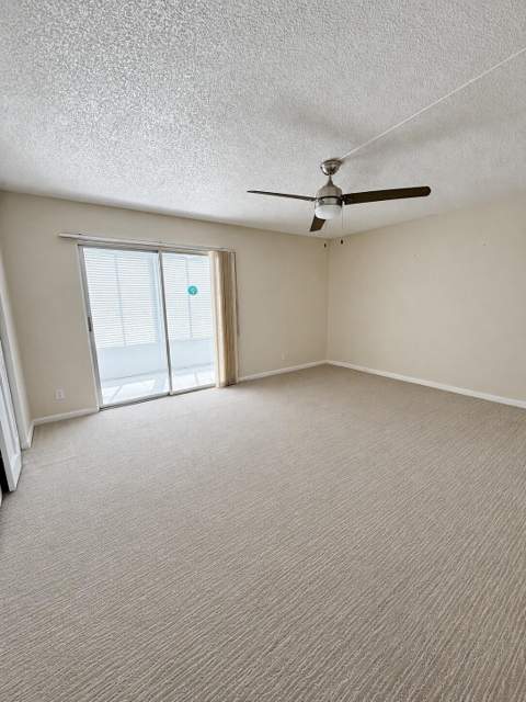 1089 Wolverton #1089, Boca Raton FL - photo 6 of 12