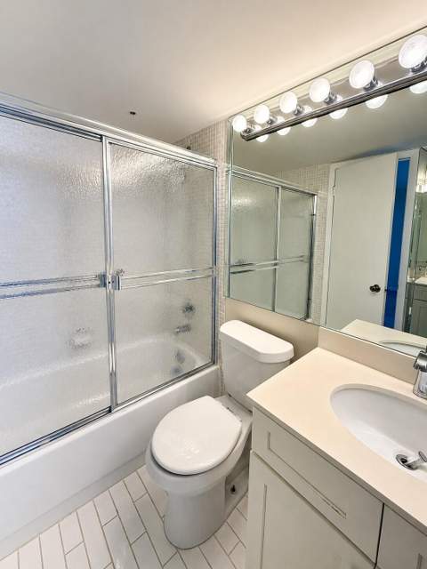 1089 Wolverton #1089, Boca Raton FL - photo 7 of 12