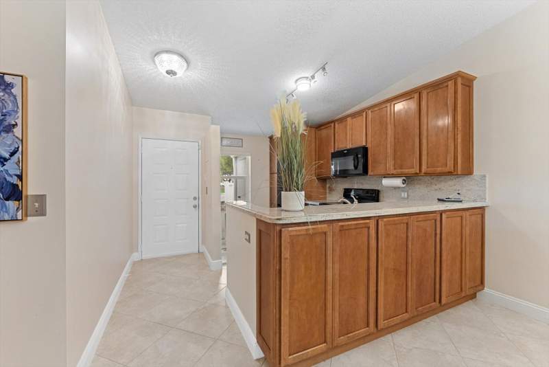 2 bedroom Villa at 8959 Sunnywood Place, Whisper Walk Condos, Boca Raton — photo 3