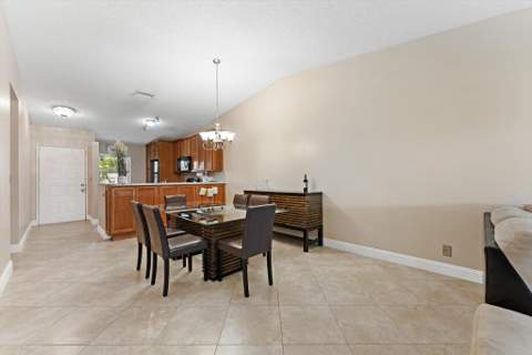 8959 Sunnywood Place, Boca Raton FL - photo 9 of 32