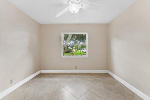 8959 Sunnywood Place, Boca Raton FL - photo 13 of 32