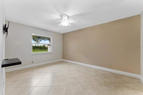 8959 Sunnywood Place, Boca Raton FL - photo 17 of 32