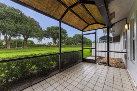8959 Sunnywood Place, Boca Raton FL - photo 21 of 32