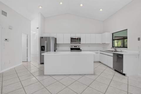 2915 Riviera Drive, Delray Beach FL - photo 17 of 46