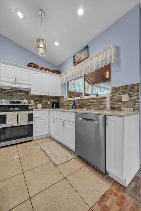 8026 Marshwood Lane, Lake Worth FL - photo 8 of 30