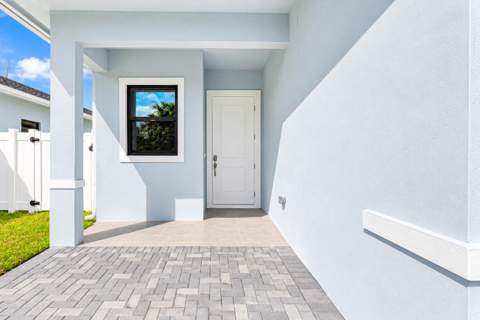 2375 Faith Avenue, Schall Circle FL - photo 6 of 52