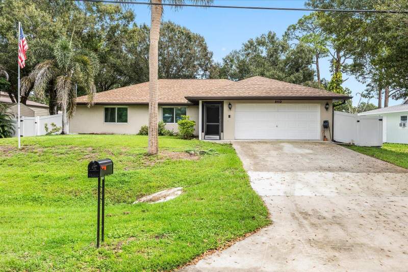 3 bedroom Single Family Residence at 5112 Myrtle Drive, Indian River Estates Unit 7, Fort Pierce — photo 4