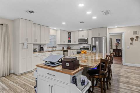 5112 Myrtle Drive, Fort Pierce FL - photo 11 of 59