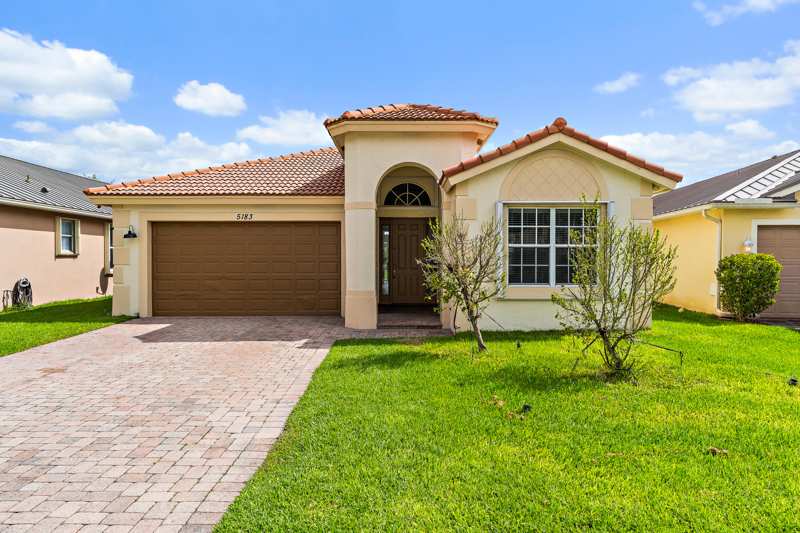 3 bedroom Single Family Residence at 5183 SE Graham Drive, Martins Crossing, Stuart — photo 1