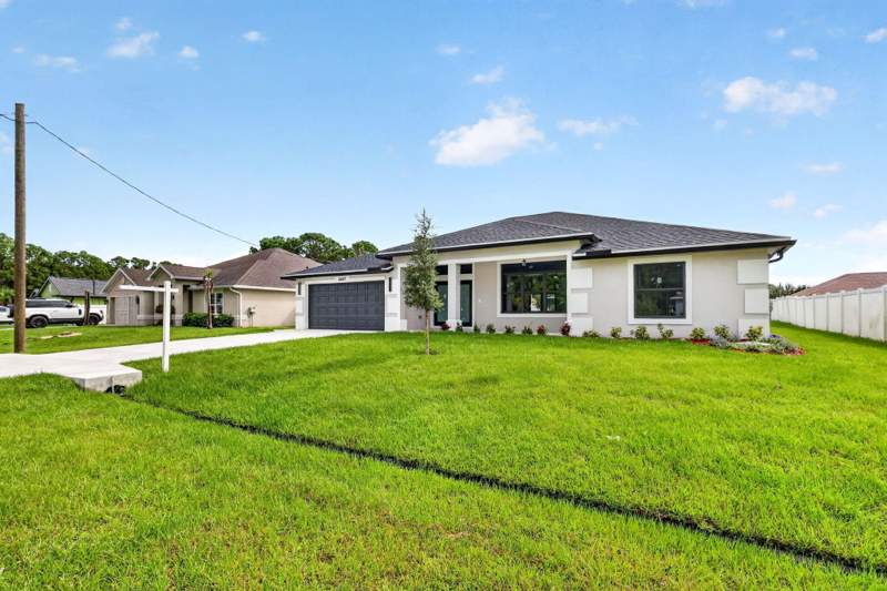 4 bedroom Single Family Residence at 6447 NW Fontana Street, Port St Lucie Section 44, Port St. Lucie — photo 3