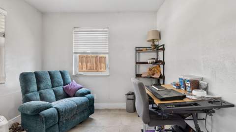 6311 Liberty Street, Hollywood FL - photo 15 of 32