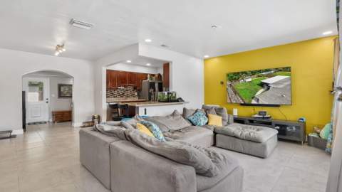 6311 Liberty Street, Hollywood FL - photo 19 of 32