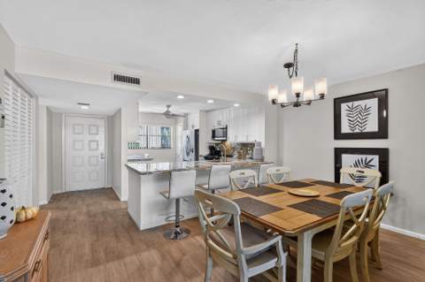 12926 Briarlake Drive #104b, Palm Beach Gardens FL - photo 10 of 45
