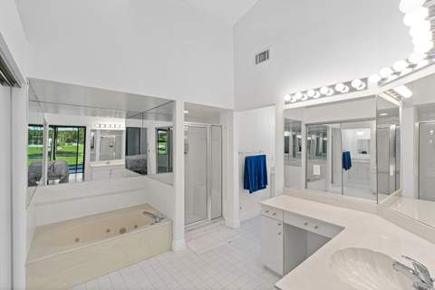 8213 Cassia Drive, Boynton Beach FL - photo 12 of 37